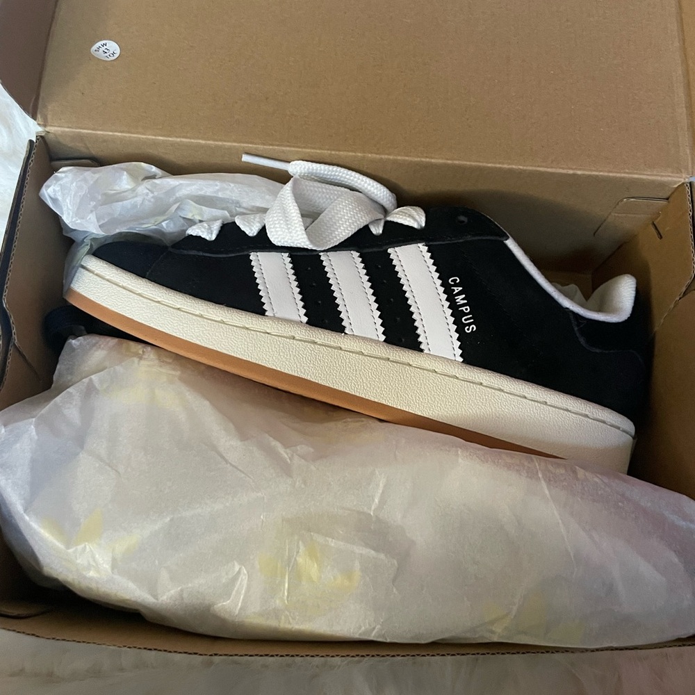 Adidas Campus 00s